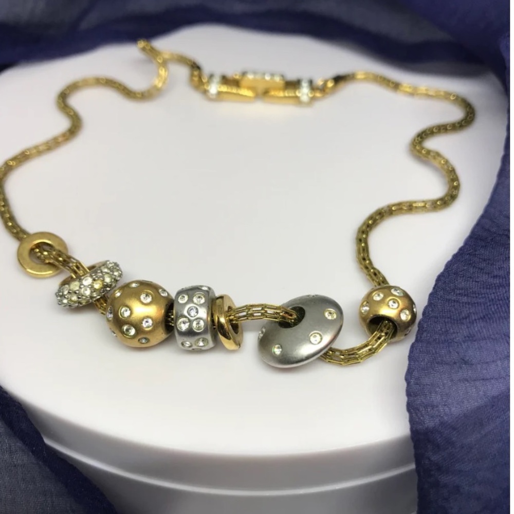 **SOLD**🌟Swarovski Crystal and Gold Tone Necklace NEW IN BOX🌟 - Picture 1 of 9